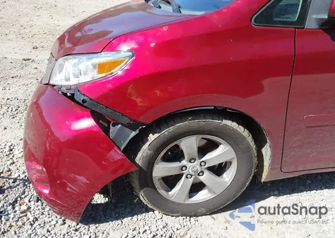 2012 Toyota Sienna Le V6 8 Passenger from USA, damaged, VIN 5TDKK3DC4CS188189